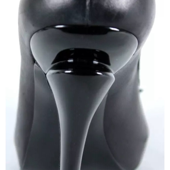 CHANEL Black High Stiletto Heels with Bow Detail - Picture 7 of 13